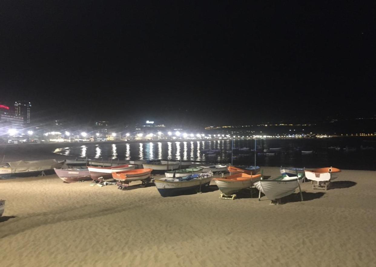 Las Canteras Beach Las Palmas de Gran Canaria Exterior photo